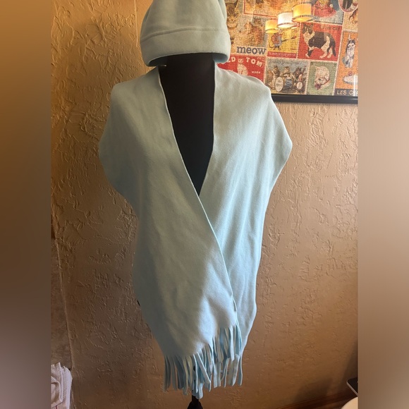 Falls Creek, Light Blue, Scarf and Hat set - Picture 3 of 3